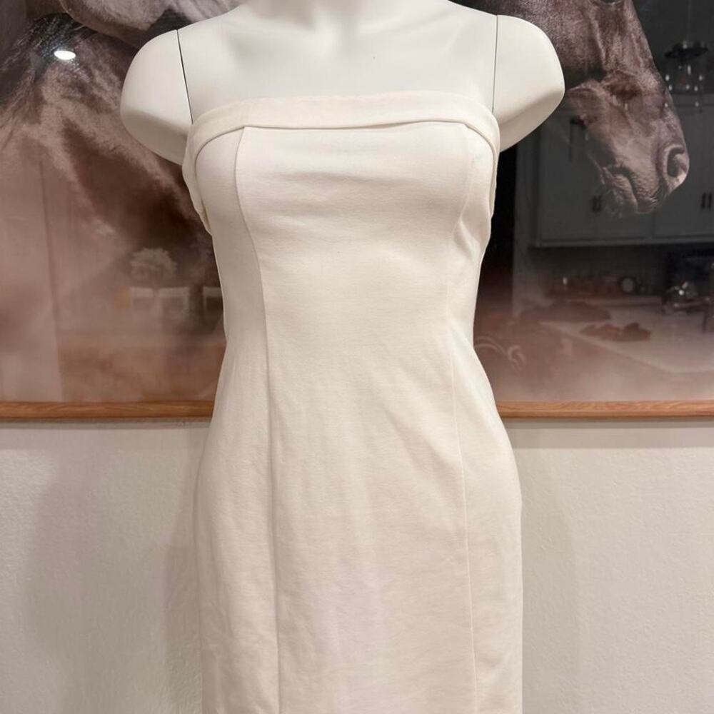 0100 Beginning Boutique white strapless mini dress in a size 10